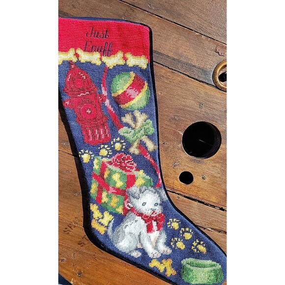 Lands' End Needlepoint Christmas Stocking Dogs Pet Wool Monogram Discontinued C4 - Picture 2 of 10